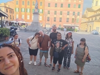 Ingrandisci immagine